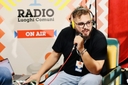 Ragazzo del Team di Radio Luoghi Comuni durante il Keep On Live Fest 2024 di Palermo