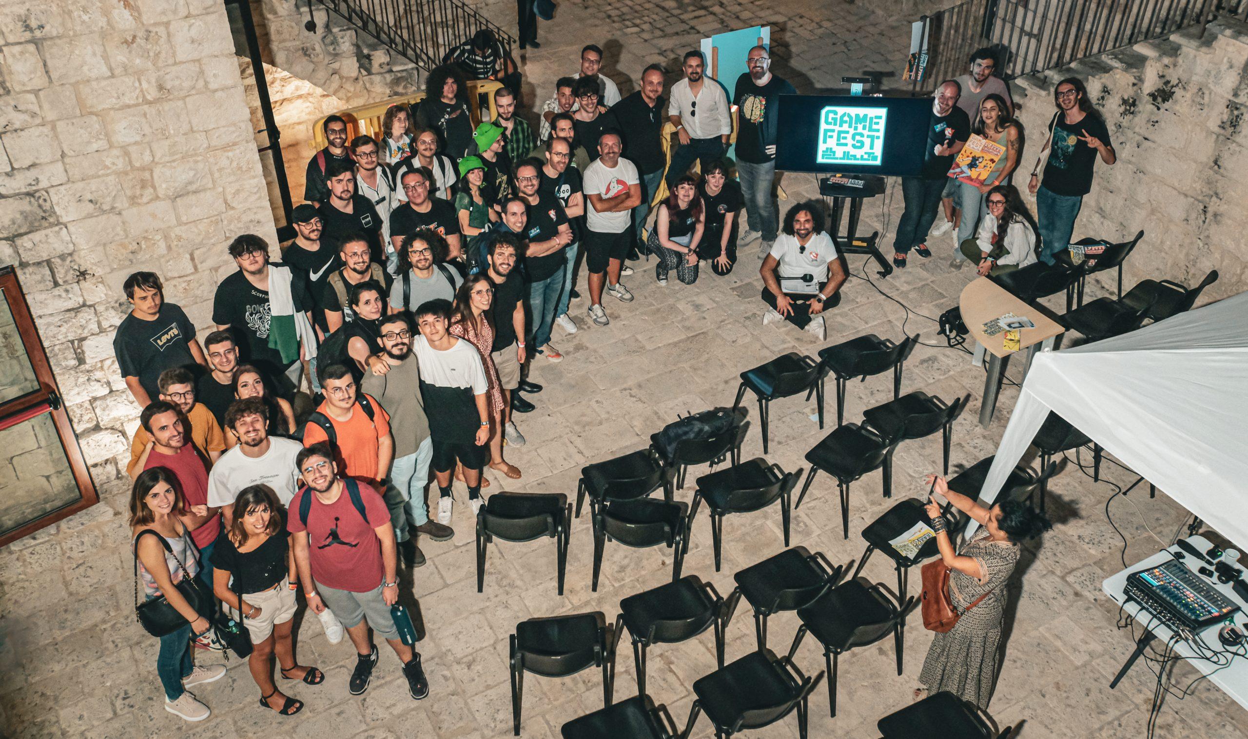 Foto dall'alto dei partecipanti all'edizione 2023 del GameFest