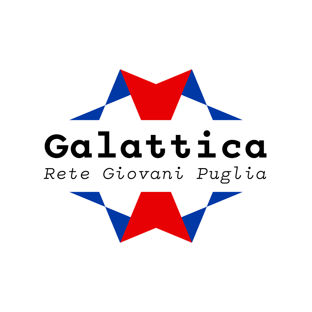 Logo Galattica – Rete Giovani Puglia: una stella stilizzata rossa e blu con testo nero “Galattica” e sottotitolo corsivo “Rete Giovani Puglia”.