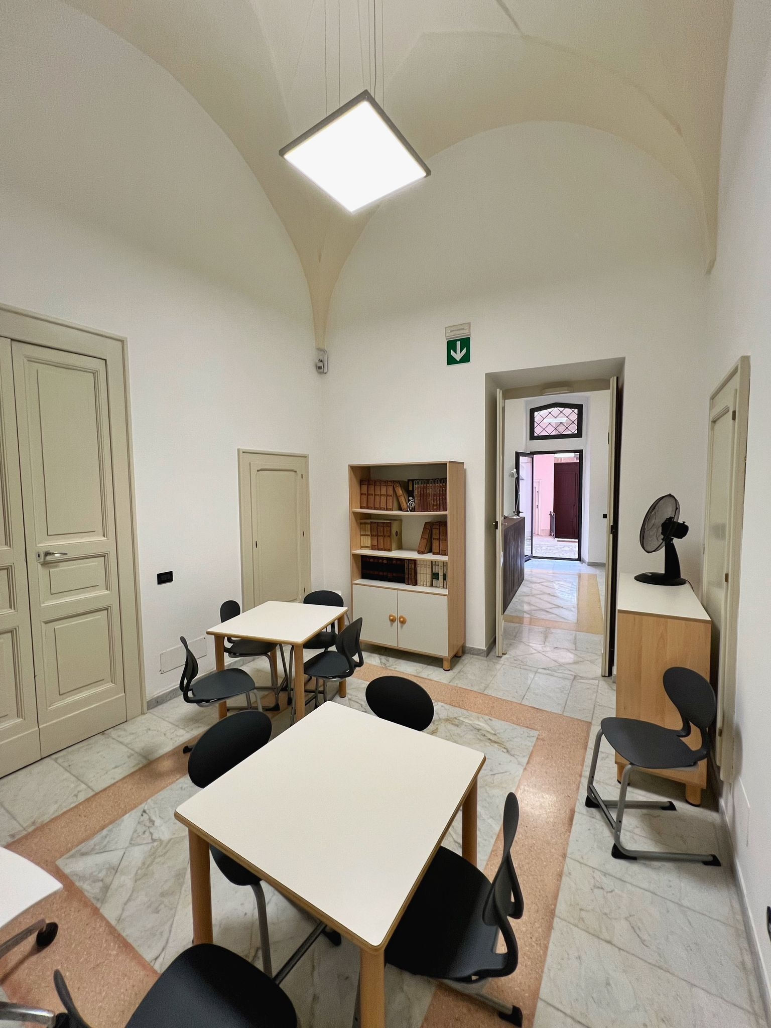 scrivanie biblioteca nodo