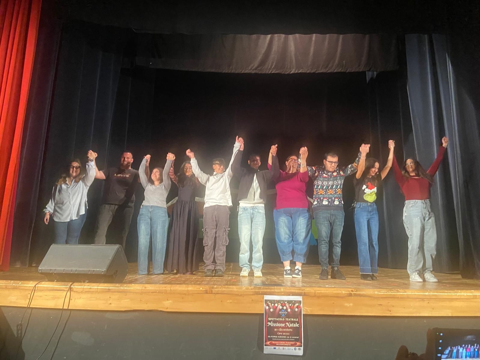 spettacolo teatrale finale "MISSIONE NATALE"
