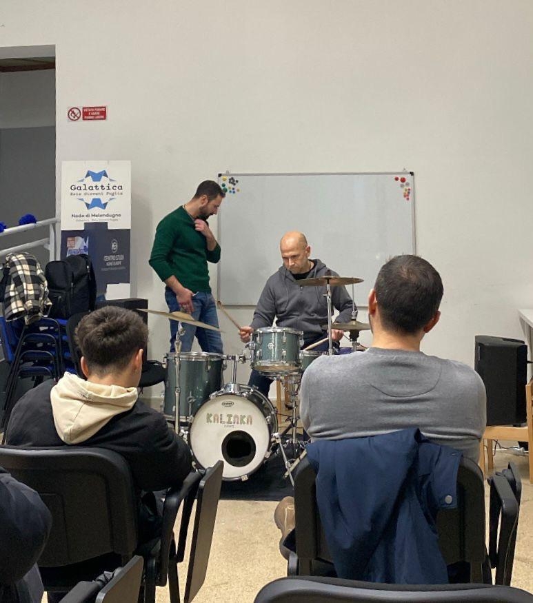 2° incontro - Unisciti a noi, Join Us!