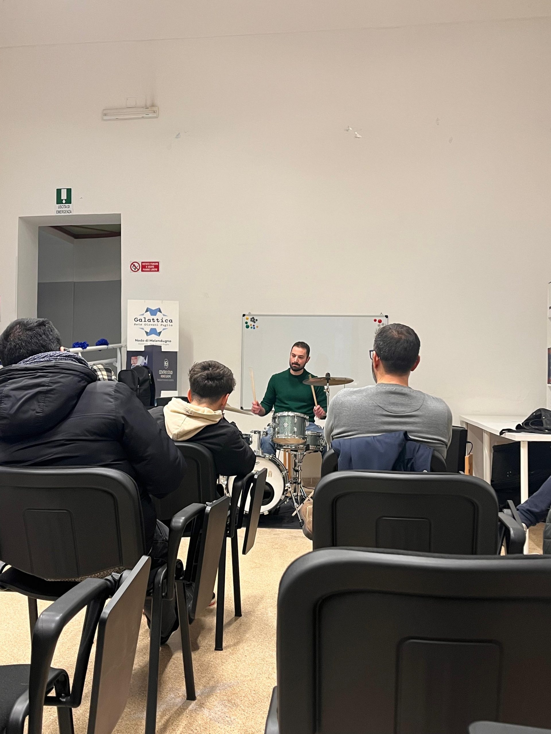 2° incontro - Unisciti a noi, Join Us!