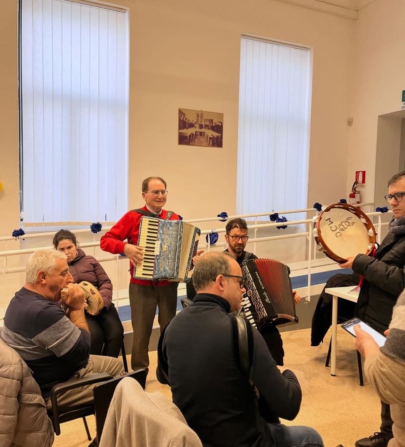 4° incontro laboratorio - Unisciti a noi, Join Us!